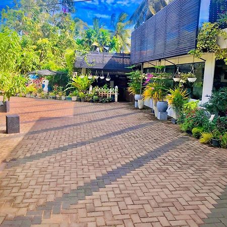 Pinidiya Resort Holambra Exterior foto