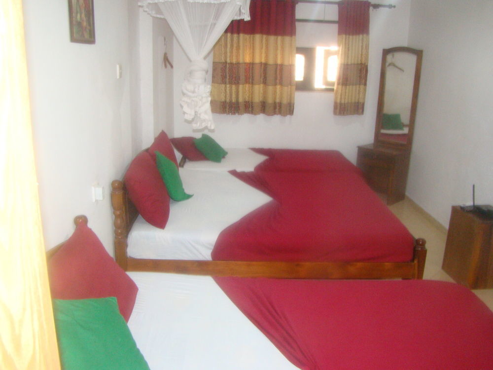 Pinidiya Resort Holambra Exterior foto